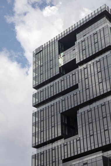 ConceptWall 60 Murs rideaux, HiFinity Coulissants et ConceptSystem 68 Portes - Complexe immobilier Now Bomonti situé à Istanbul, Turquie