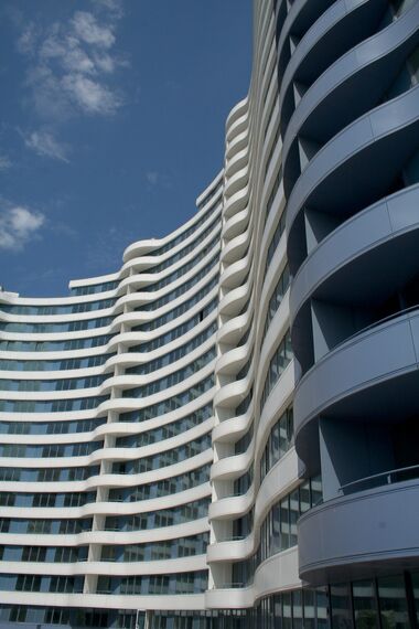 ConceptSystem 77 Deuren en ConceptSystem 77 Ramen - Appartementencomplex White Sails gelegen in Odessa, Oekraïne