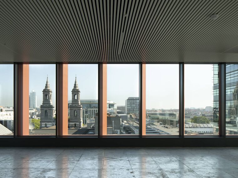 ConceptWall 50 Glasgevels, MasterLine 8 Ramen, ConceptSystem 77 Deuren en CS 77 Fire Proof Deuren - Expressief gevelontwerp voor kantoorgebouw Science 12 in Brussel gelegen in Brussels, België