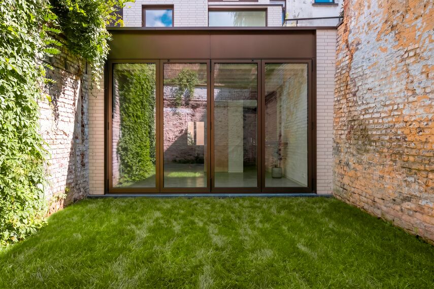 Woning met MasterLine 8 raam