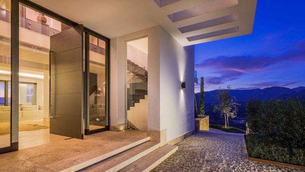 HiFinity Coulissants, ConceptSystem 77 Fenêtres et EcoSystem 50 Fenêtres - Heaven 11 situé à Marbella, Espagne