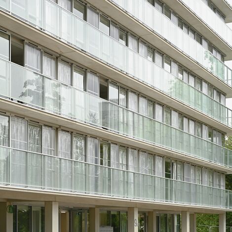 SlimPatio 68 Schuifsystemen, ConceptWall 50 Glasgevels en CW 50 Burglarproof Glasgevels - Wintertuinen transformeren Peterbos 9 in Anderlecht gelegen in Anderlecht, België