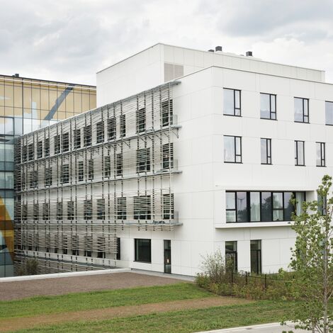 ConceptSystem 77 Fenêtres, CS 77 Fire Proof Fenêtres et BriseSoleil 100 Brise Soleil - Hôpital AZ Sint-Maarten à Malines situé à Mechelen, Belgique