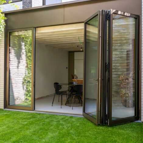 Woning met MasterLine 8 raam