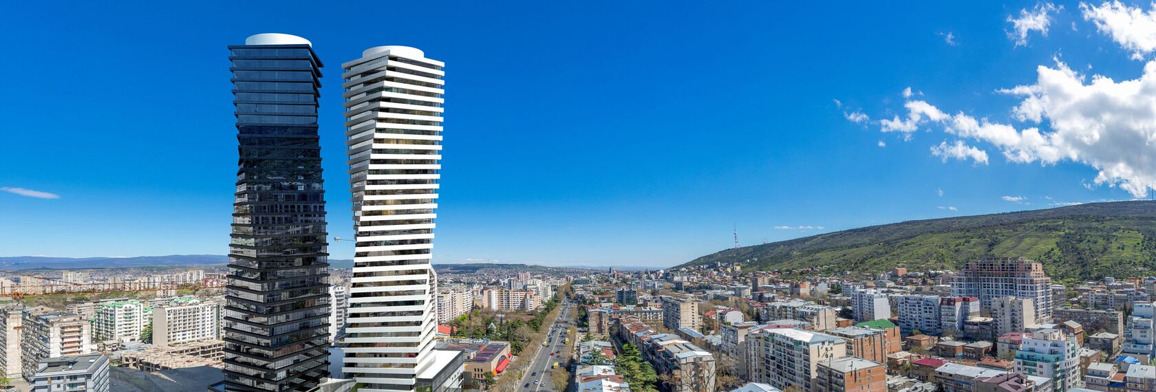 ConceptWall 50 Murs rideaux, ConceptSystem 77 Portes et ConceptSystem 77 Fenêtres - Complexe immobilier L'Axis Towers situé à Tbilisi, Géorgie