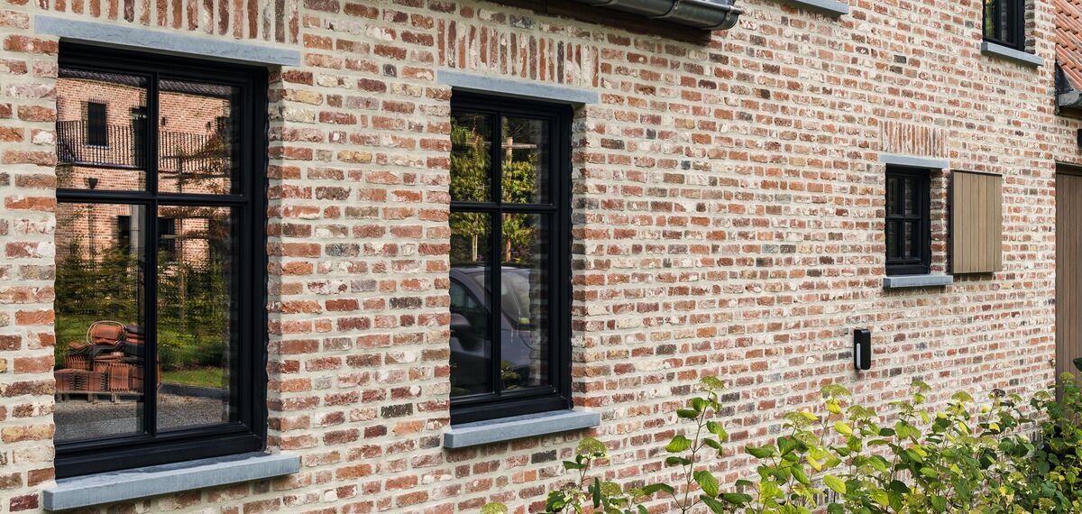 Steellook aluminium ramen in landelijke woning