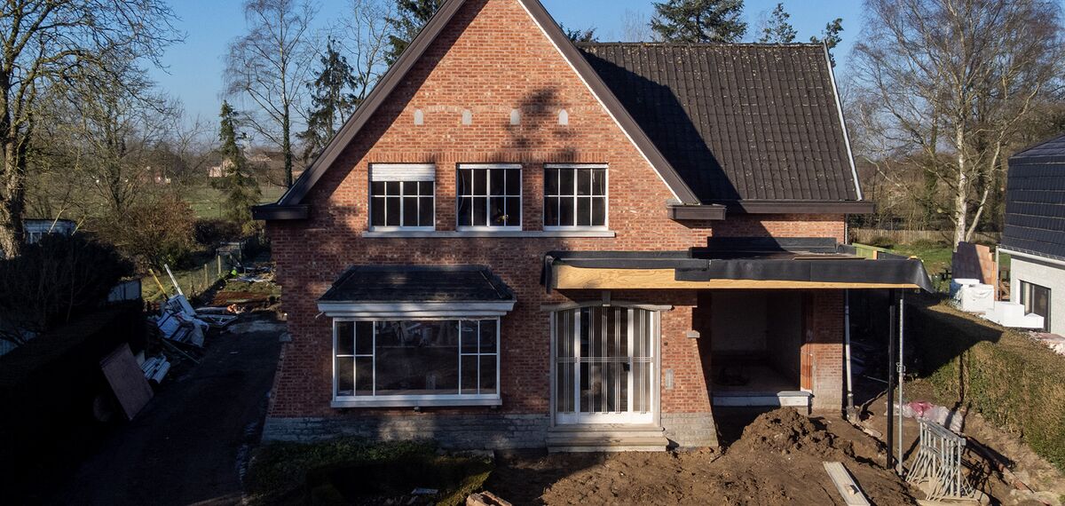 Woning toe aan vervanging ramen en deuren