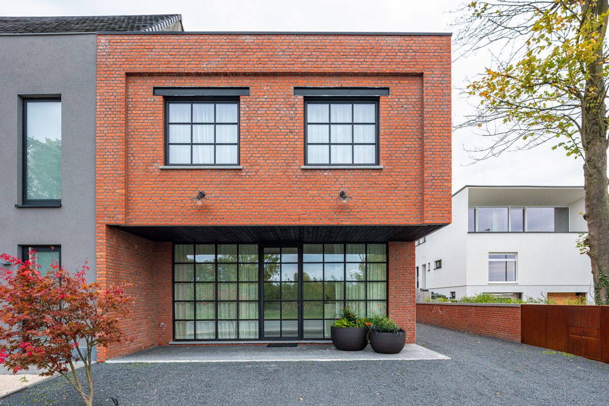 Wellnesscentrum met Reynaers Aluminium steellook ramen