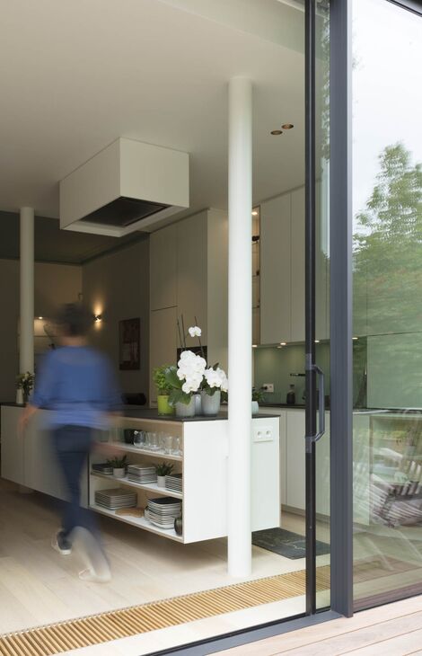 Zwart Reynaers Aluminium Hifinity schuifraam