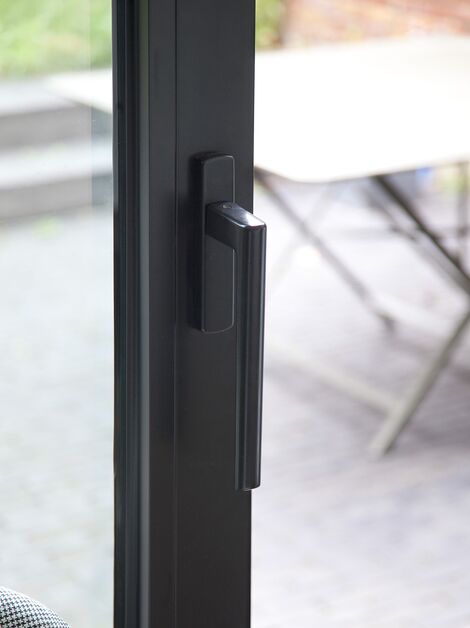 Close-up van Reynaers Aluminium schuifraam