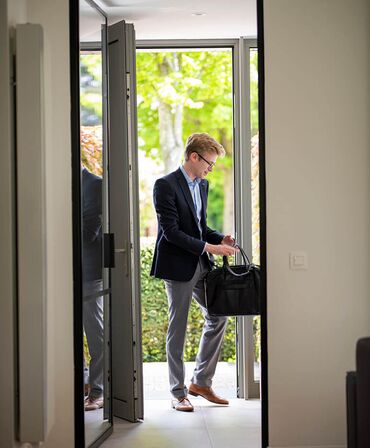 MasterLine 10 Entrance Door